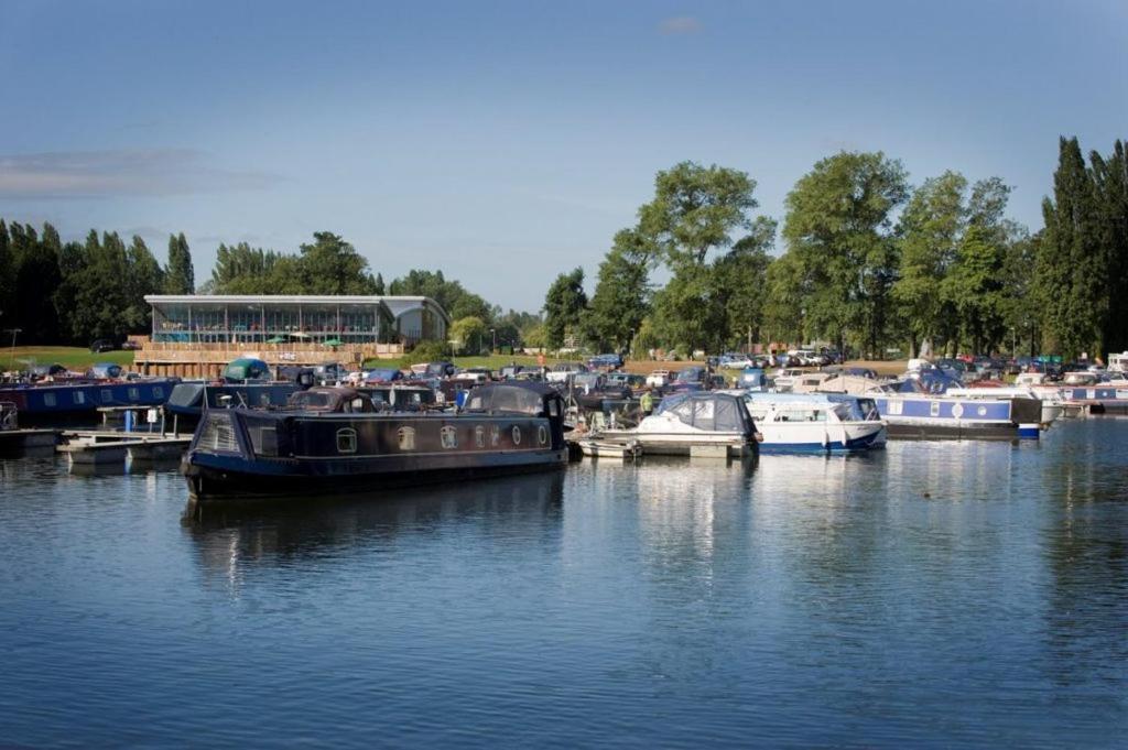 Billing Aquadrome- Bird Lake Pastures Holiday Caravan Sleep 6 Northampton Exteriér fotografie